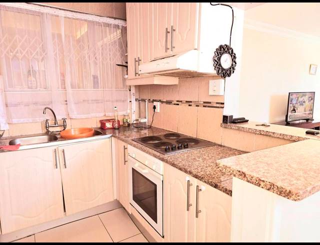 1 BEDROOM PROPERTY TO RENT IN SOUTH BEACH